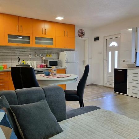 Apartments Maria Ivanica Екстериор снимка