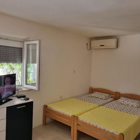 Apartments Maria Ivanica Екстериор снимка