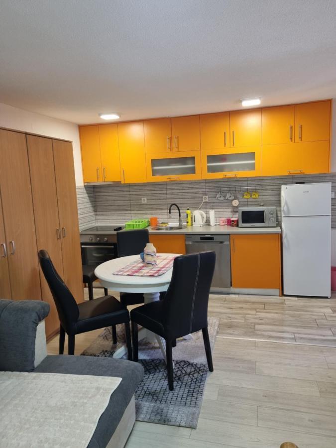 Apartments Maria Ivanica Екстериор снимка