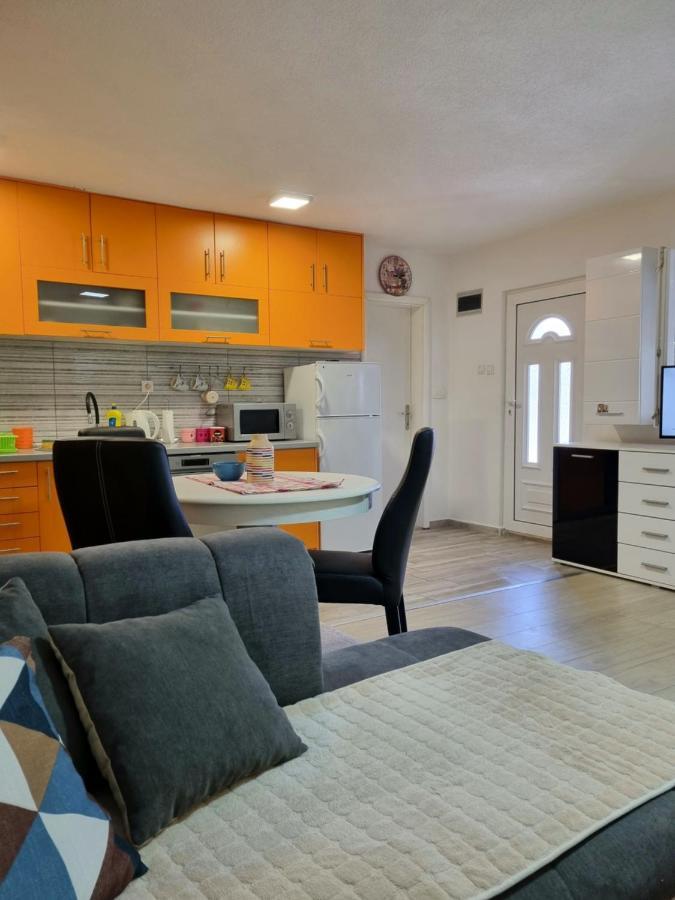 Apartments Maria Ivanica Екстериор снимка